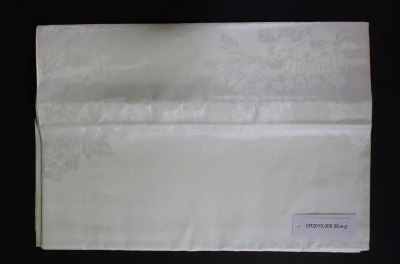 Irish linen double damask tablecloth & six serviettes