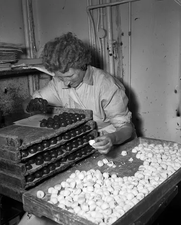 Image: Making `Mallowpuffs'