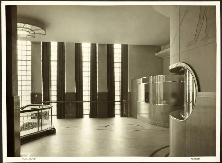 1ZB Building Upper Landing, Durham Street West, Auckland Central, 1941