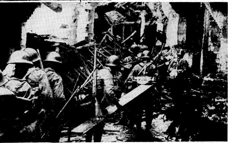 i ■• ' '■•'. I . r ."Sport and:General";Photo. Queen Mary visited the Tower, of London on July'l3 to attend[a garden party held there in aid of the Tower Hill improvement fund. Her Majesty; went.ia the Tower by; water and, was the first [Qiieen to enter through the Queen's Gate for four hdndred year's. ' -.'■ ■ , • ■.. ;•■■ •; "• .■ '■ -.'' .'" ■'. ' "•" .-■•' *'" '..-.'■■V ."'.'' ."*'.' ■■" -.' .! :■" ... _■ ..;,. "Spflrt, and General", Photo.. '• • ■ ■- ■■ ■ ■'" .• ■ -i ■'.'■:'■■■.■-:■■ ■'■' .•'■ ■ ■• s\'*.:'''-* '\-' .i::'-J--;::-O;'»?-' f ■.>■";■./ *' Japanese soldiers walking ankle-deep through^ flood ivaters; as they advance towards- MatuifiglhfoUgh} a ' t war-wrecked village.. One soldier'carriesko-iplank to bridgesome ofjhfc ti}Gtery"dljfai£ltji&J'\ ~ { (Evening Post, 30 July 1938)