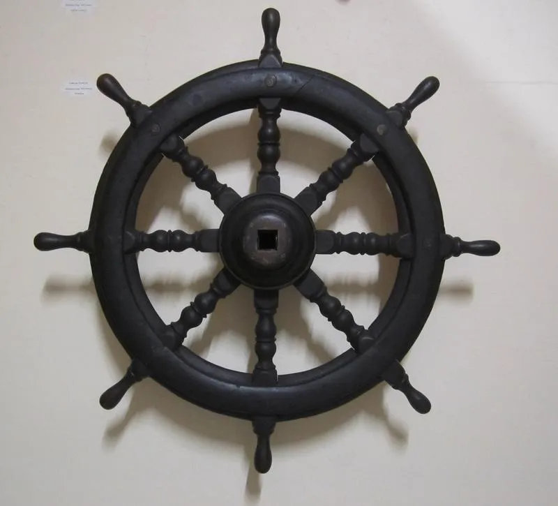 Steering wheel, paddlesteamer "Delta"
