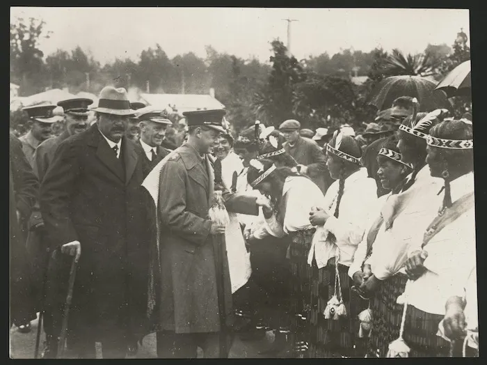 The Prince of Wales meeting Maori women at Ohinemutu, Rotorua