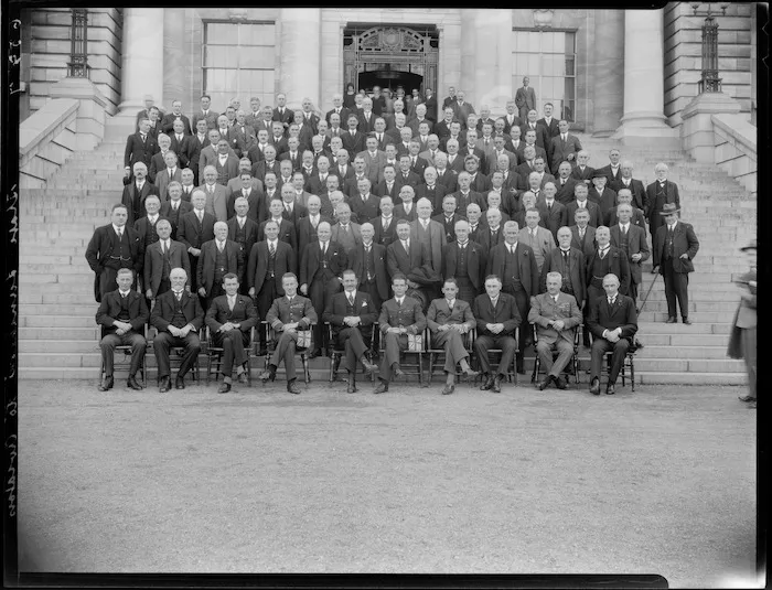 Group on Parliament Steps, Wellington, on the occasion of the state luncheon for the fliers who made the first non-stop Trans-Tasman crossing