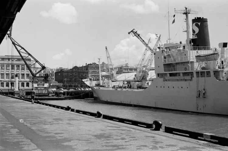 Quay Street from Marsden Wharf