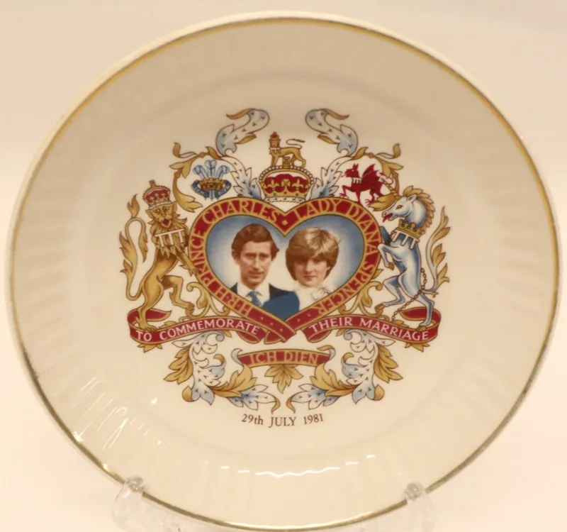 Butter Pat - Commemorating the Marriage of H.R.H. Prince Charles and Lady Diana Spencer 1981