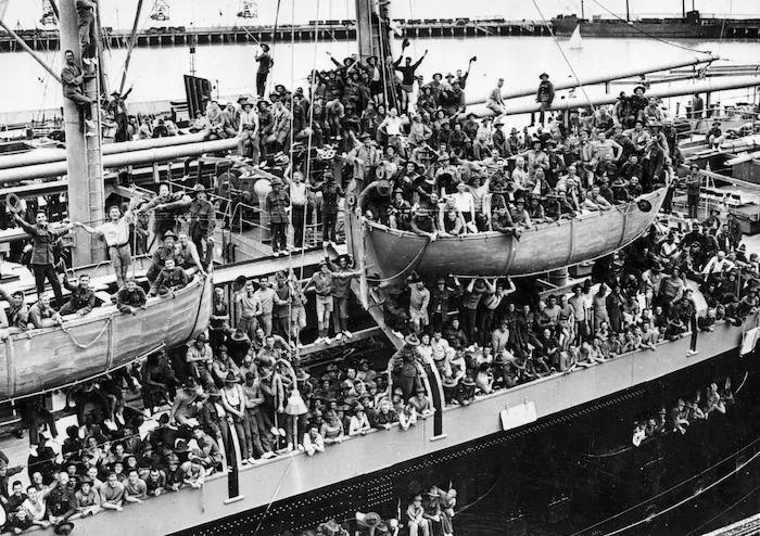 Burnham troops on board ship in Lyttelton, 1st Echelon's departure, World War II