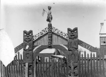 Carved gateway at Papawai marae