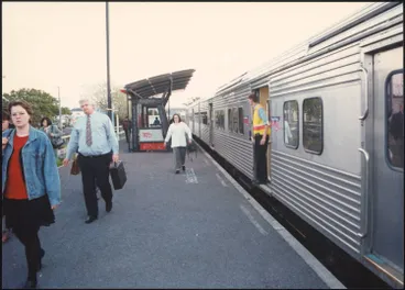 Train at Henderson railway station, 1998 Image: Train at Henderson railway station, 1998