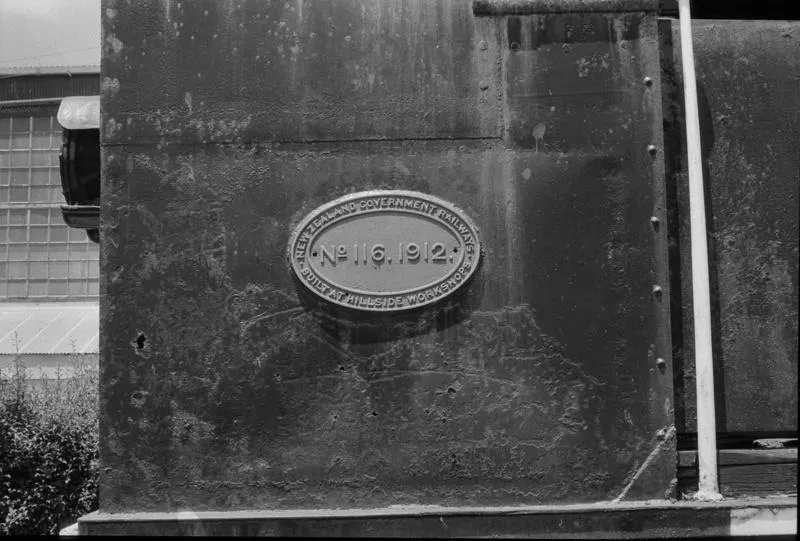 Photograph of locomotive WW 491