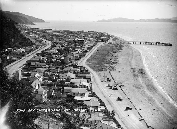 Rona Bay, Eastbourne