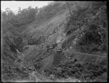 Image: Quarry, Upper Nihotupu Dam construction, 1923