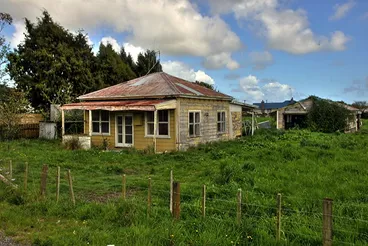 Image: Old house, Manakau, Manawatu, New Zealand