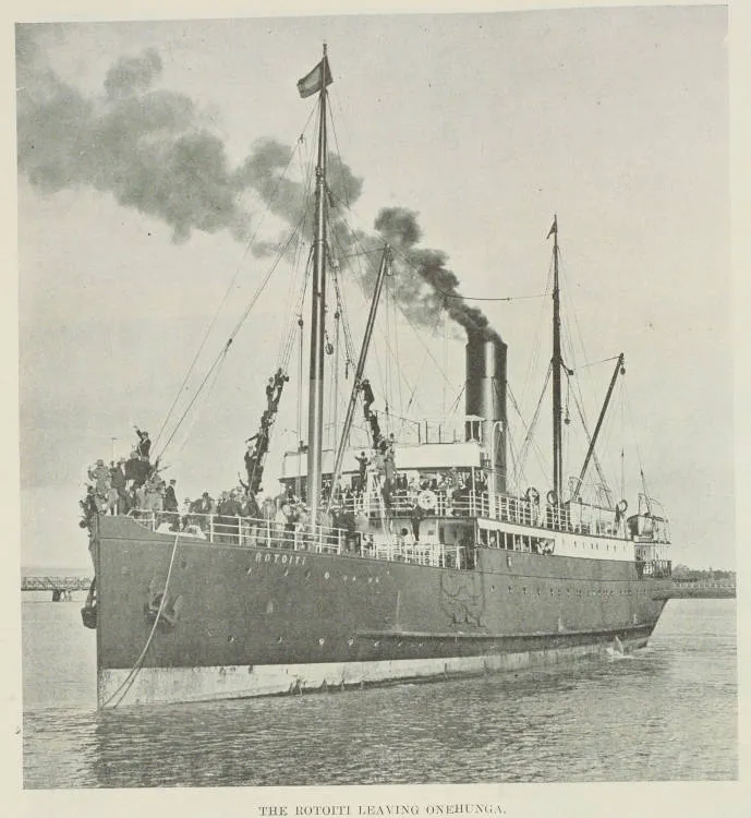 The Rotoiti leaving Onehunga