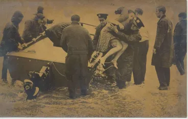 Image: 'Wahine' disaster, rescue, Wellington Harbour, 1968