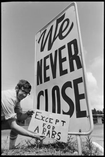 Image: Petrol stations restricted