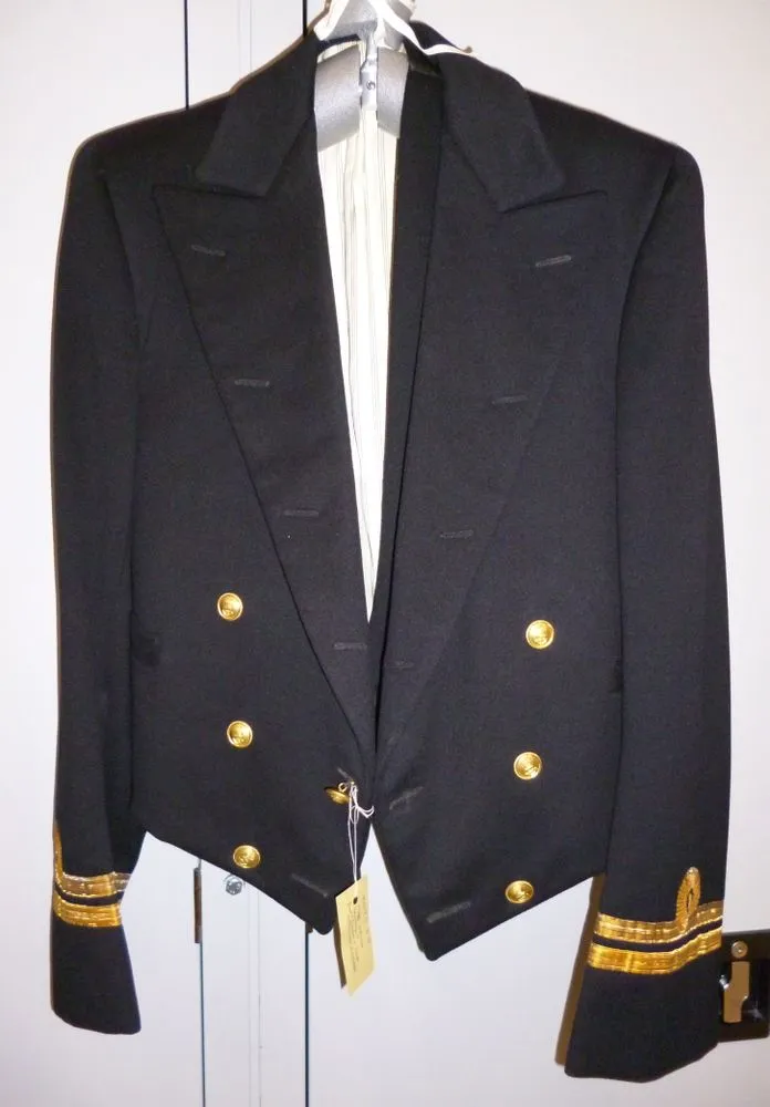 Uniform mess jacket - Royal New Zealand Naval Volunteer Reserve
