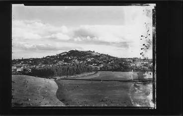 Image: Mt. Eden from Domain.