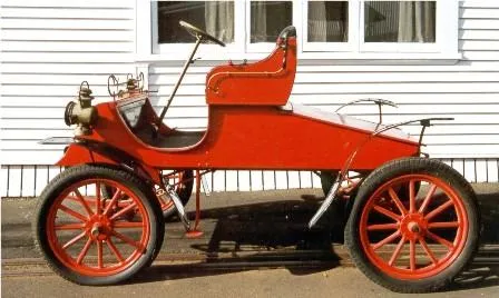 Automobile Ford A Model (Replica) 1903
