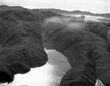 Image: Banks Peninsula - looking NNE over Peraki Bay a... (BP1-94/33)