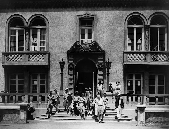 Entrance way to the Blue Baths in Rotorua
