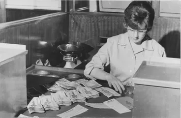 Image: Training for decimal currency; Bank of New Zealand; ca. 1967
