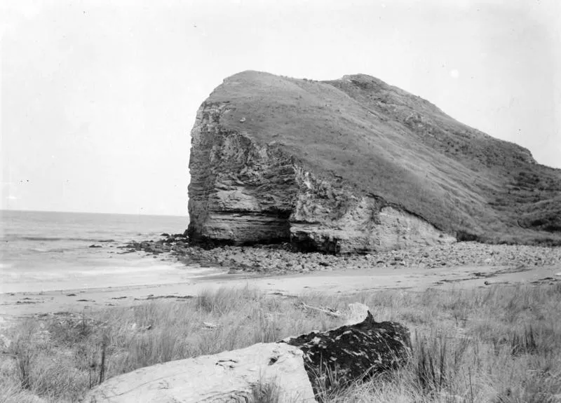 Whakaari Peninsula, Tangoio