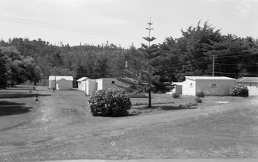 Image: Cabins at Redwood Park, Swanson