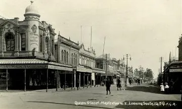 Queen Street, Masterton, looking south