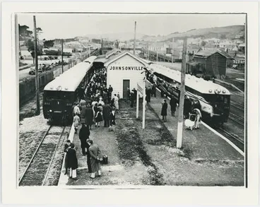 Image: Electrification opening day, Johnsonville Railway Station