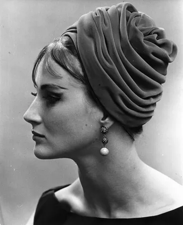 Image: Velvet turban