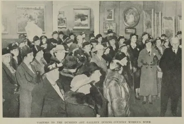 Image: Visitors to the Dunedin art gallery during country women's week