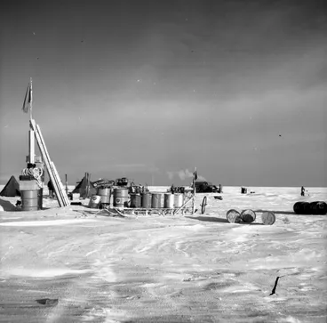 Image: Depot 700 with marker flag