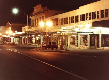 Image: King Street, Pukekohe, 1983