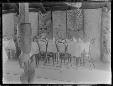 Image: Maori carvings inside a restaurant, Taupo District