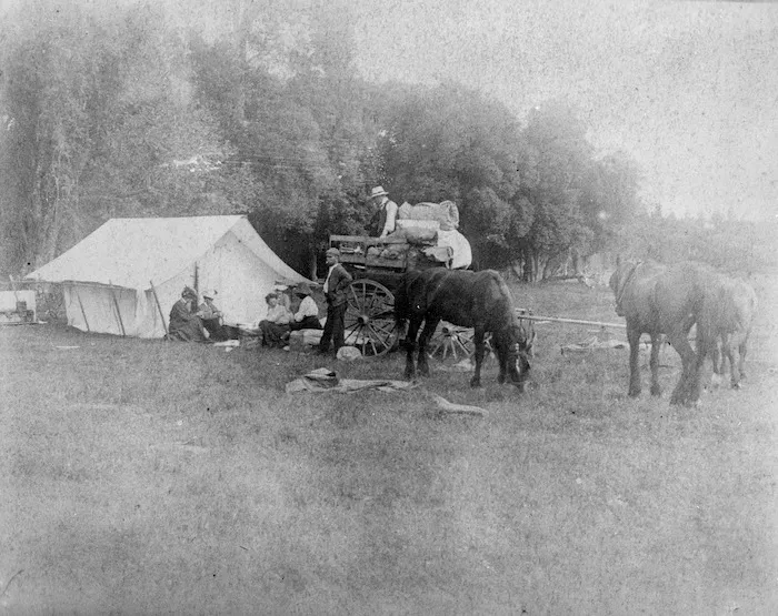 Katherine Mansfield and friends on camping holiday, Hawkes Bay