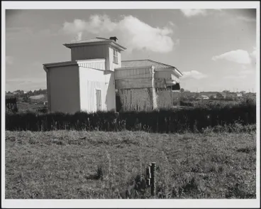 Image: Castor Bay Battery gun emplacement, 1944