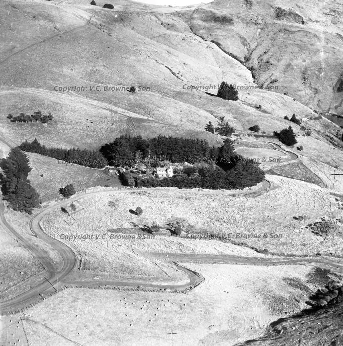 Looking SSE over Hilltop. Intersection of Chris... (Zoo200-227/225)