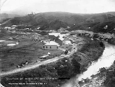 Image: Erection of Waihi New Battery 