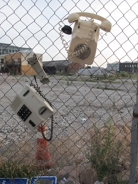Phones on Tuam Street