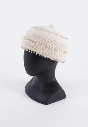 Image: Hat, woman's