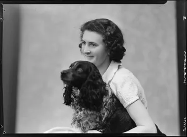 Image: [Mallery], Woman and Dog