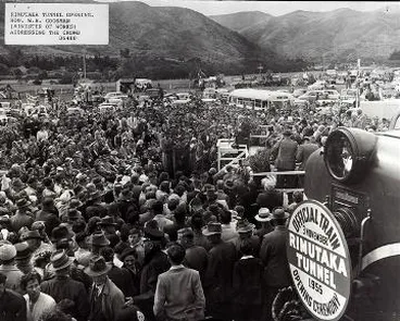 Image: Opening of the Rimutaka Tunnel : Photograph