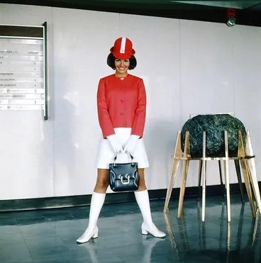 Image: Air Hostess Uniform 1970 Lollipop 002