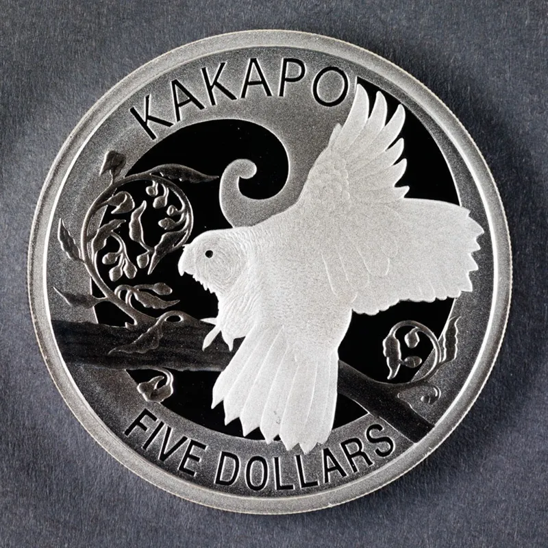 Reserve Bank of New Zealand 2009 Five Dollars Kakapo