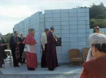 Laying foundation stone of St Peter's By The Sea, Castlepoint : photograph