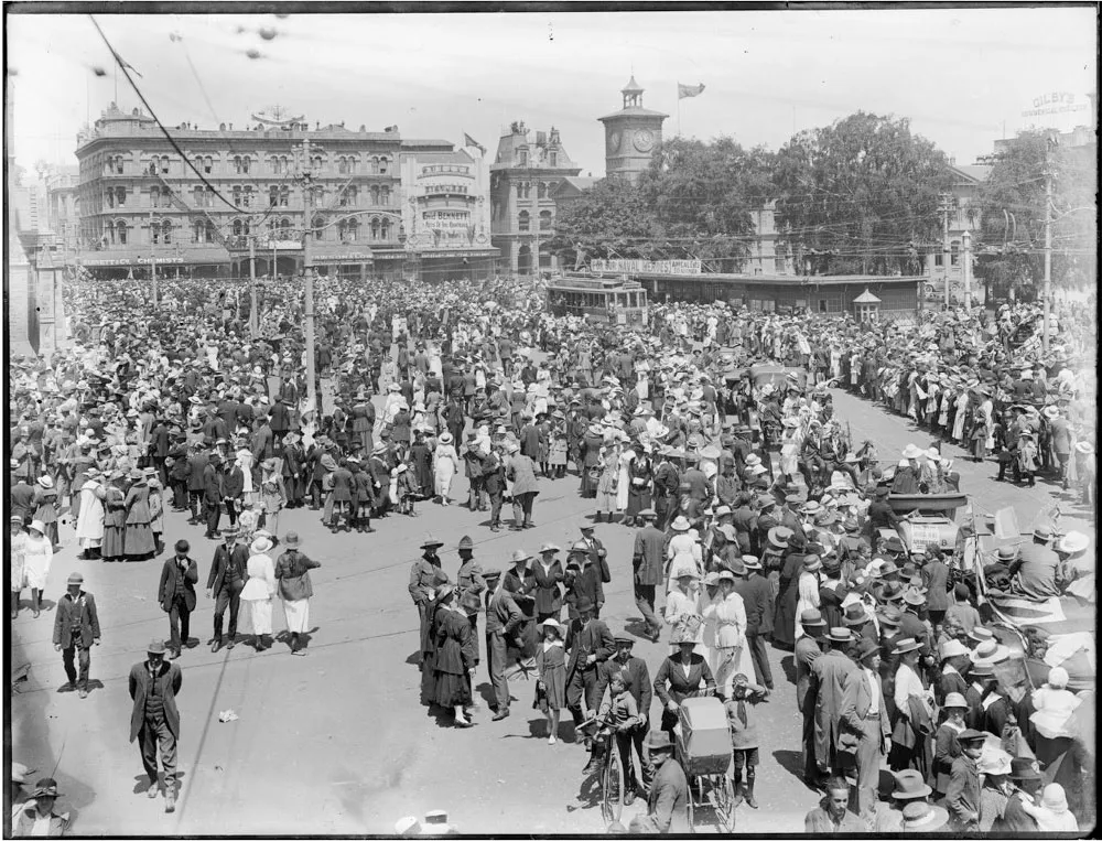 “It’s over!” Armistice Day in Cathedral Square