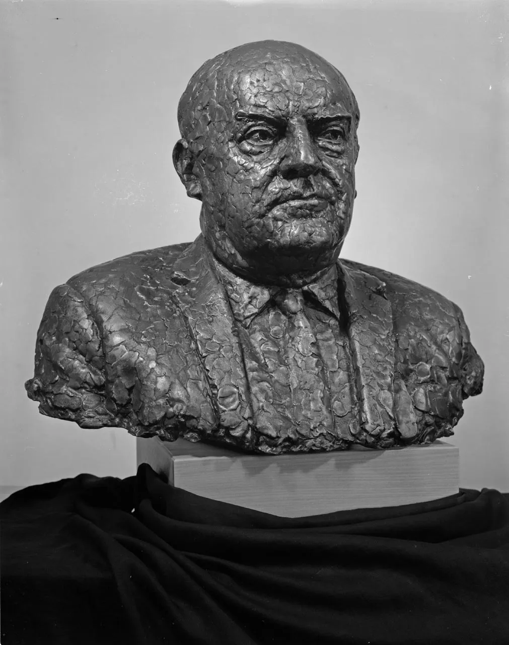 Bust of Kenneth Maidment, Vice-Chancellor 1961-1970?