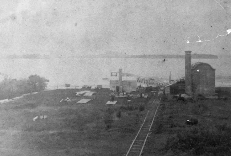 Sulphur works, Sulphur Beach, Northcote.