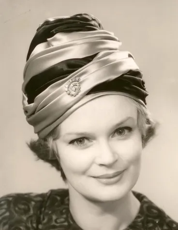 Image: Stylised satin turban