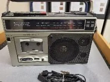 Image: Radio-cassette recorder FM/AM 2 band radio cassette recorder